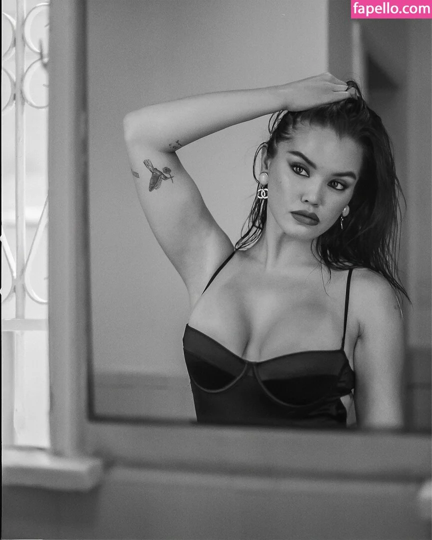 Paris Berelc / theparisberelc Onlyfans Photo Gallery 