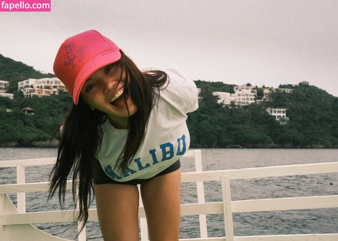 Paris Berelc / theparisberelc Onlyfans Photo Gallery 