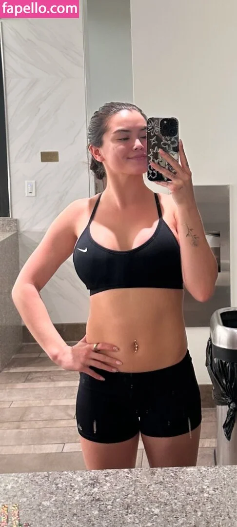 Paris Berelc / theparisberelc Onlyfans Photo Gallery 