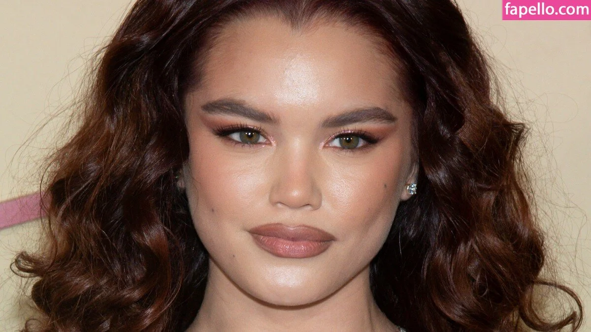 Paris Berelc / theparisberelc Onlyfans Photo Gallery 