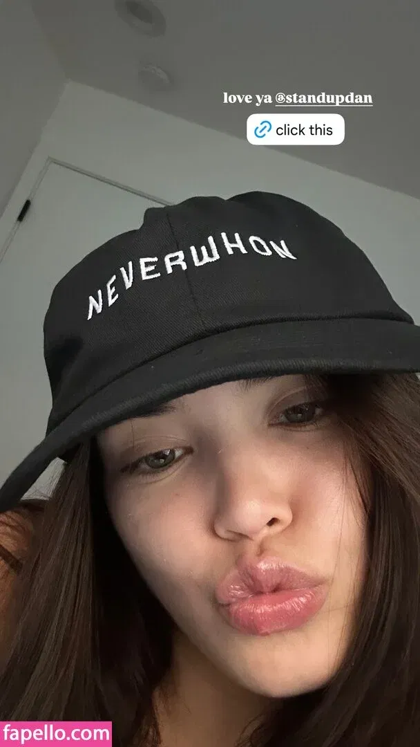 Paris Berelc / theparisberelc Onlyfans Photo Gallery 