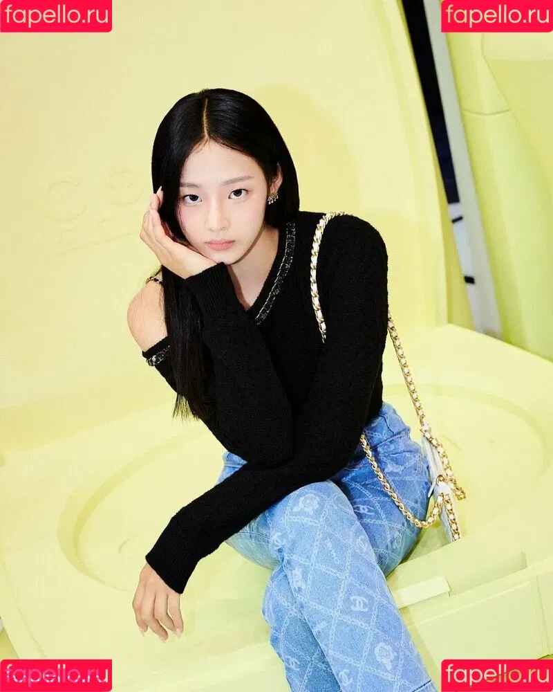 Minji / lovres_min__ / miniwithtattoos / newjeans_official Onlyfans Photo Gallery 