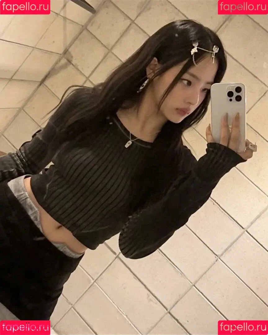 Minji / lovres_min__ / miniwithtattoos / newjeans_official Onlyfans Photo Gallery 