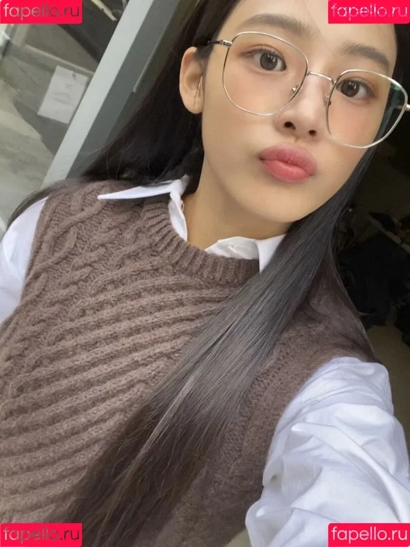 Minji / lovres_min__ / miniwithtattoos / newjeans_official Onlyfans Photo Gallery 