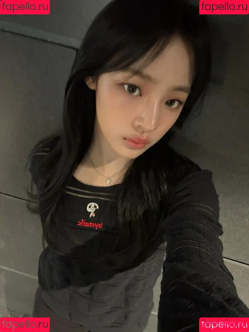 Minji / lovres_min__ / miniwithtattoos / newjeans_official Onlyfans Photo Gallery 