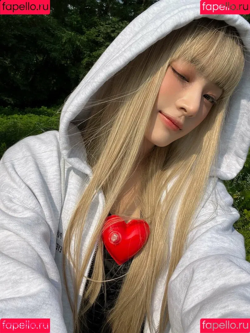 Minji / lovres_min__ / miniwithtattoos / newjeans_official Onlyfans Photo Gallery 