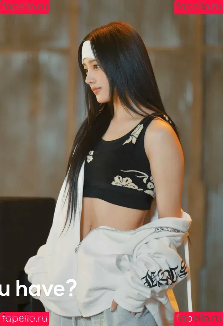 Minji / lovres_min__ / miniwithtattoos / newjeans_official Onlyfans Photo Gallery 