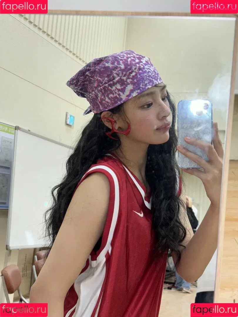 Minji / lovres_min__ / miniwithtattoos / newjeans_official Onlyfans Photo Gallery 