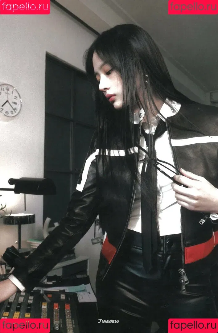 Minji / lovres_min__ / miniwithtattoos / newjeans_official Onlyfans Photo Gallery 