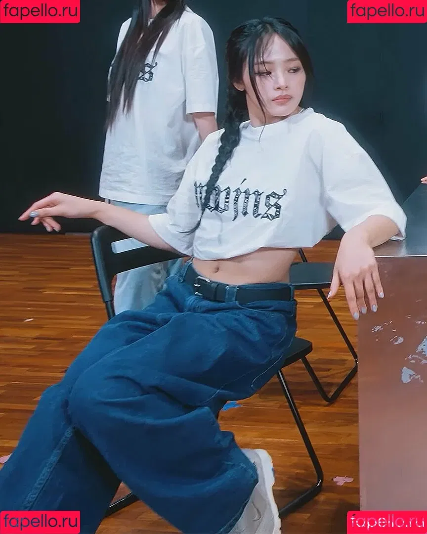 Minji / lovres_min__ / miniwithtattoos / newjeans_official Onlyfans Photo Gallery 