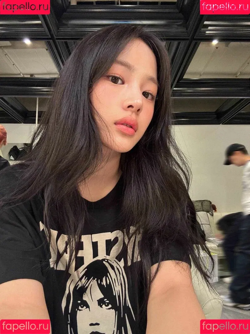 Minji / lovres_min__ / miniwithtattoos / newjeans_official Onlyfans Photo Gallery 