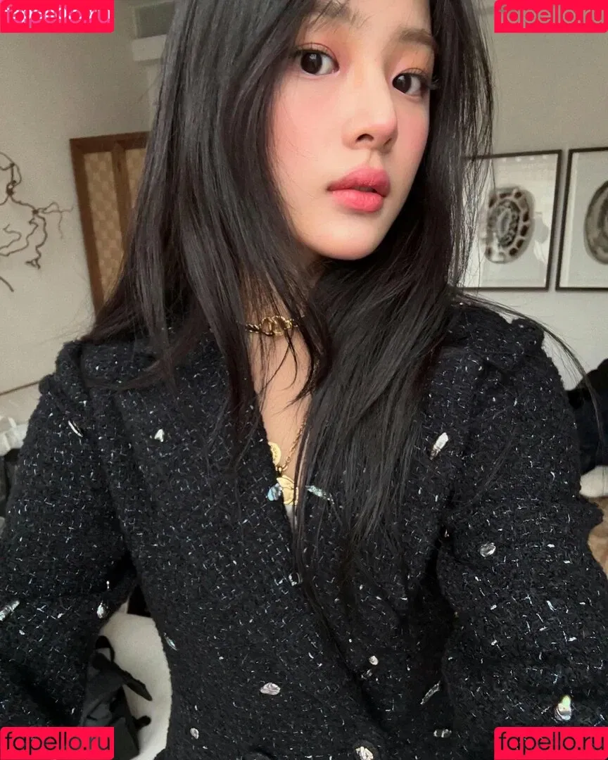 Minji / lovres_min__ / miniwithtattoos / newjeans_official Onlyfans Photo Gallery 