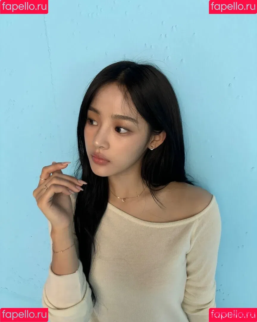 Minji / lovres_min__ / miniwithtattoos / newjeans_official Onlyfans Photo Gallery 