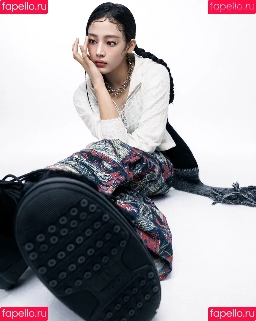 Minji / lovres_min__ / miniwithtattoos / newjeans_official Onlyfans Photo Gallery 