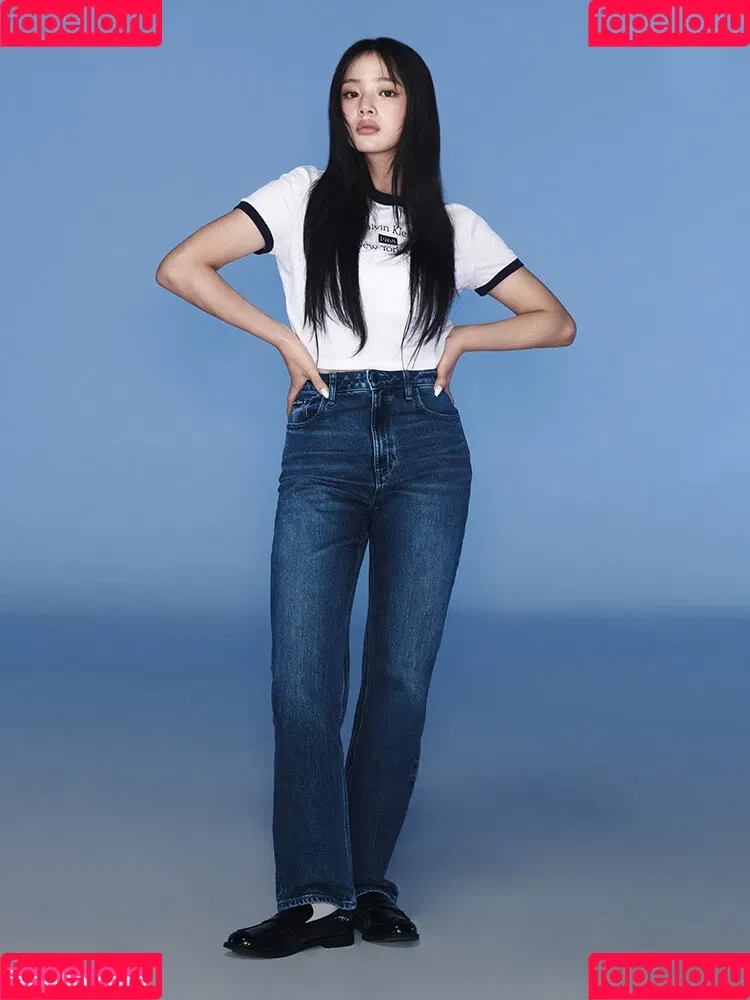 Minji / lovres_min__ / miniwithtattoos / newjeans_official Onlyfans Photo Gallery 