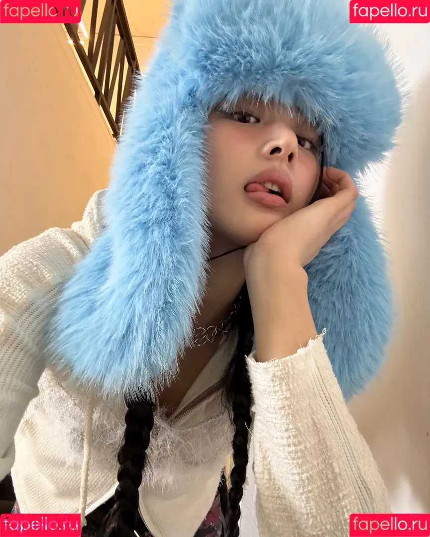 Minji / lovres_min__ / miniwithtattoos / newjeans_official Onlyfans Photo Gallery 