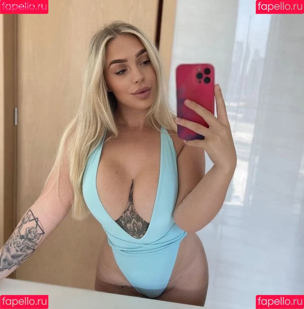 Becca Marie / bexmarieee / xxbeccamarie Onlyfans Photo Gallery 