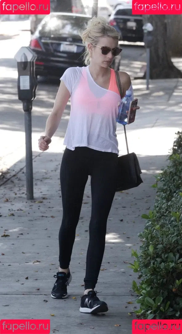 Emma Roberts / emmalee1996 / emmaroberts Onlyfans Photo Gallery 