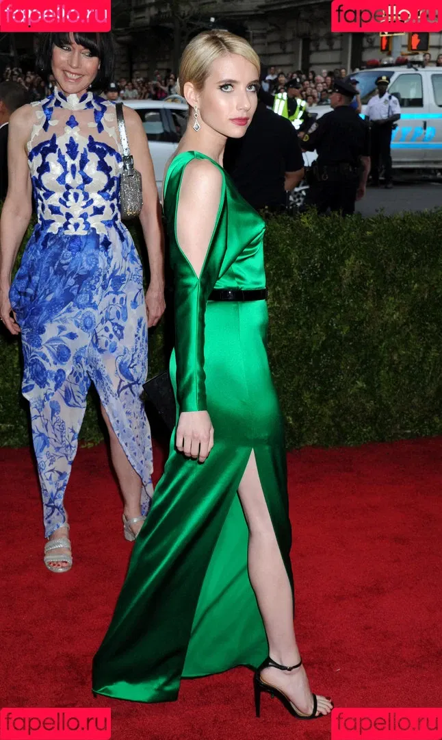 Emma Roberts / emmalee1996 / emmaroberts Onlyfans Photo Gallery 