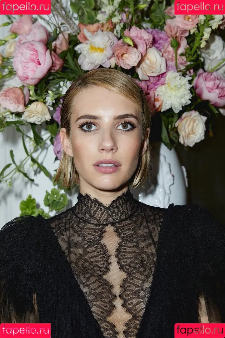 Emma Roberts / emmalee1996 / emmaroberts Onlyfans Photo Gallery 