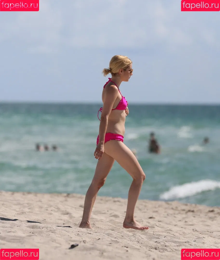 Emma Roberts / emmalee1996 / emmaroberts Onlyfans Photo Gallery 