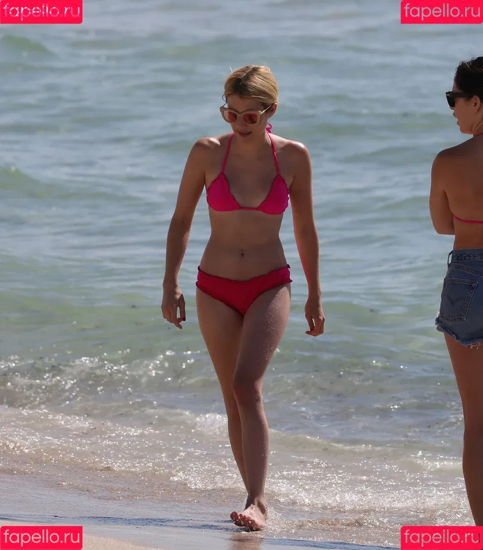 Emma Roberts / emmalee1996 / emmaroberts Onlyfans Photo Gallery 