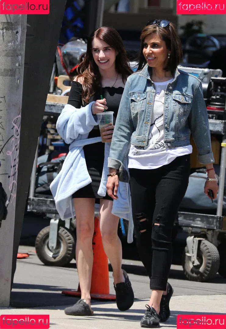 Emma Roberts / emmalee1996 / emmaroberts Onlyfans Photo Gallery 