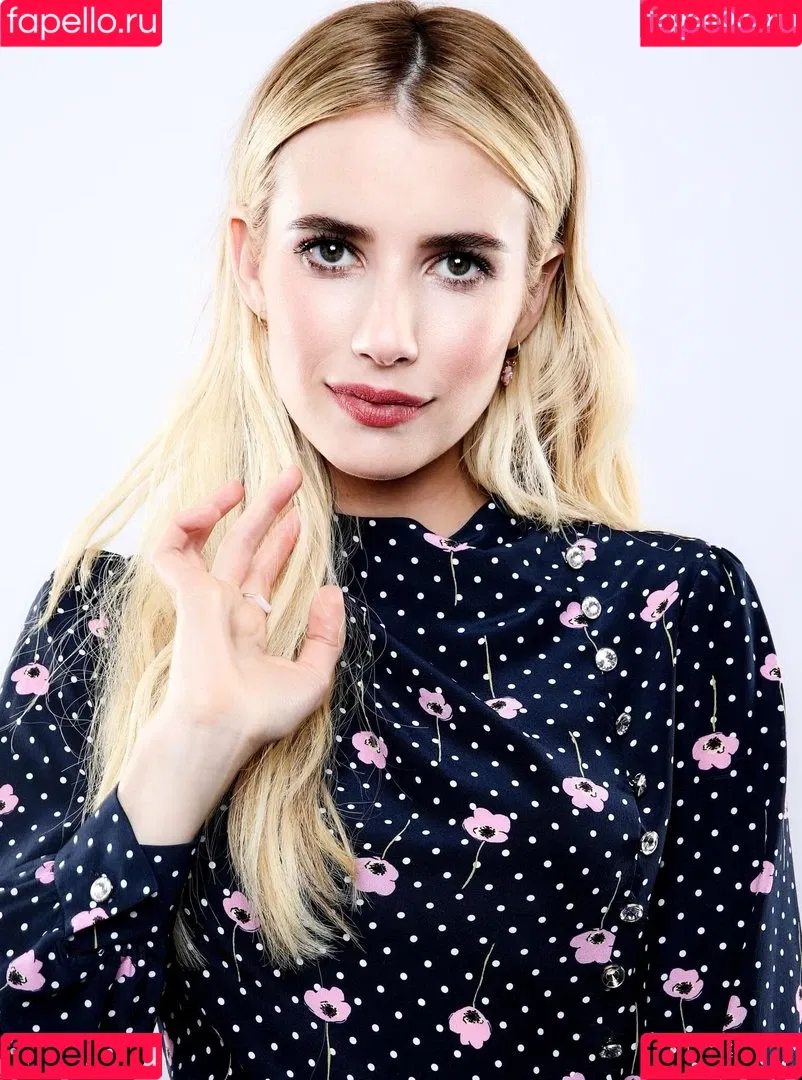 Emma Roberts / emmalee1996 / emmaroberts Onlyfans Photo Gallery 