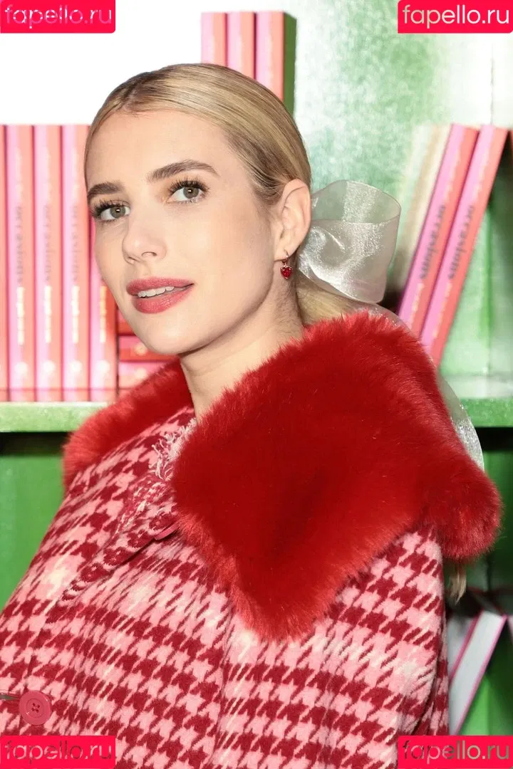 Emma Roberts / emmalee1996 / emmaroberts Onlyfans Photo Gallery 