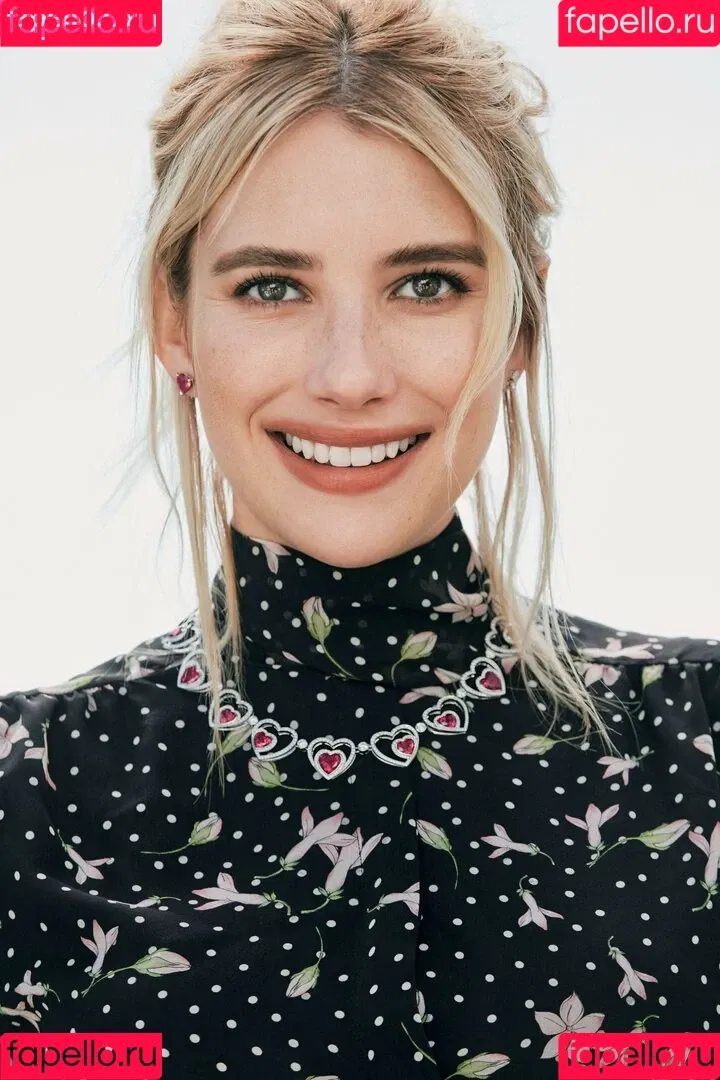 Emma Roberts / emmalee1996 / emmaroberts Onlyfans Photo Gallery 
