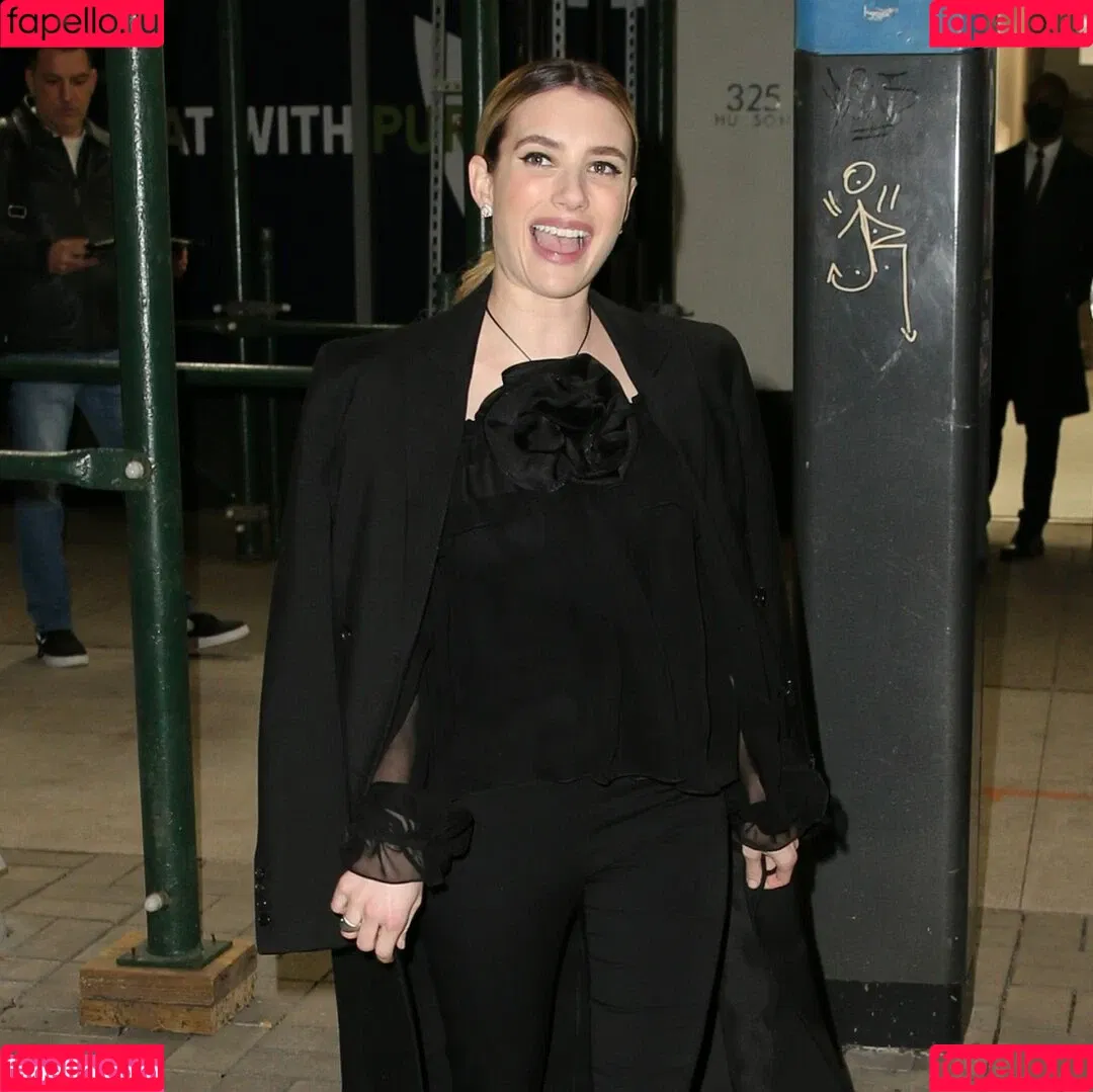 Emma Roberts / emmalee1996 / emmaroberts Onlyfans Photo Gallery 