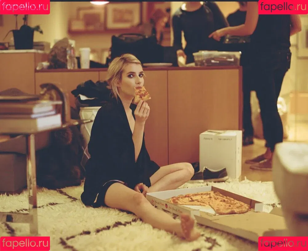 Emma Roberts / emmalee1996 / emmaroberts Onlyfans Photo Gallery 