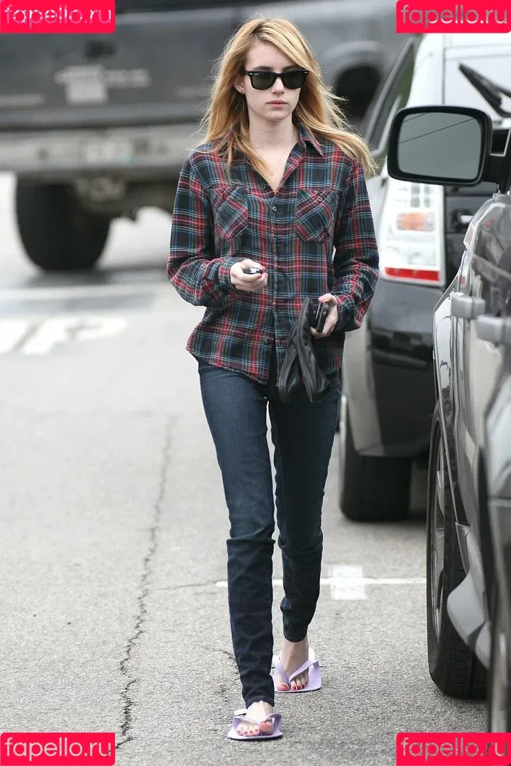 Emma Roberts / emmalee1996 / emmaroberts Onlyfans Photo Gallery 