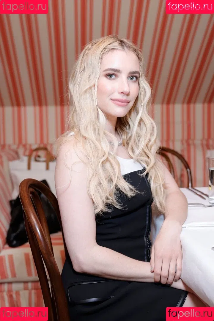 Emma Roberts / emmalee1996 / emmaroberts Onlyfans Photo Gallery 