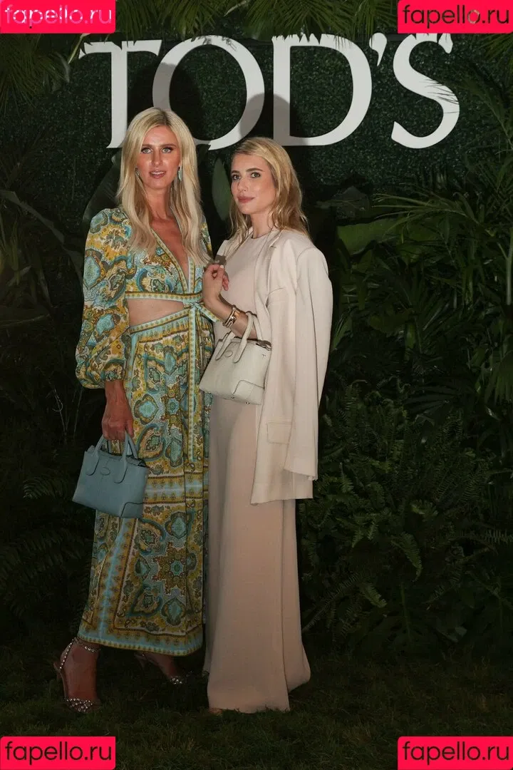 Emma Roberts / emmalee1996 / emmaroberts Onlyfans Photo Gallery 