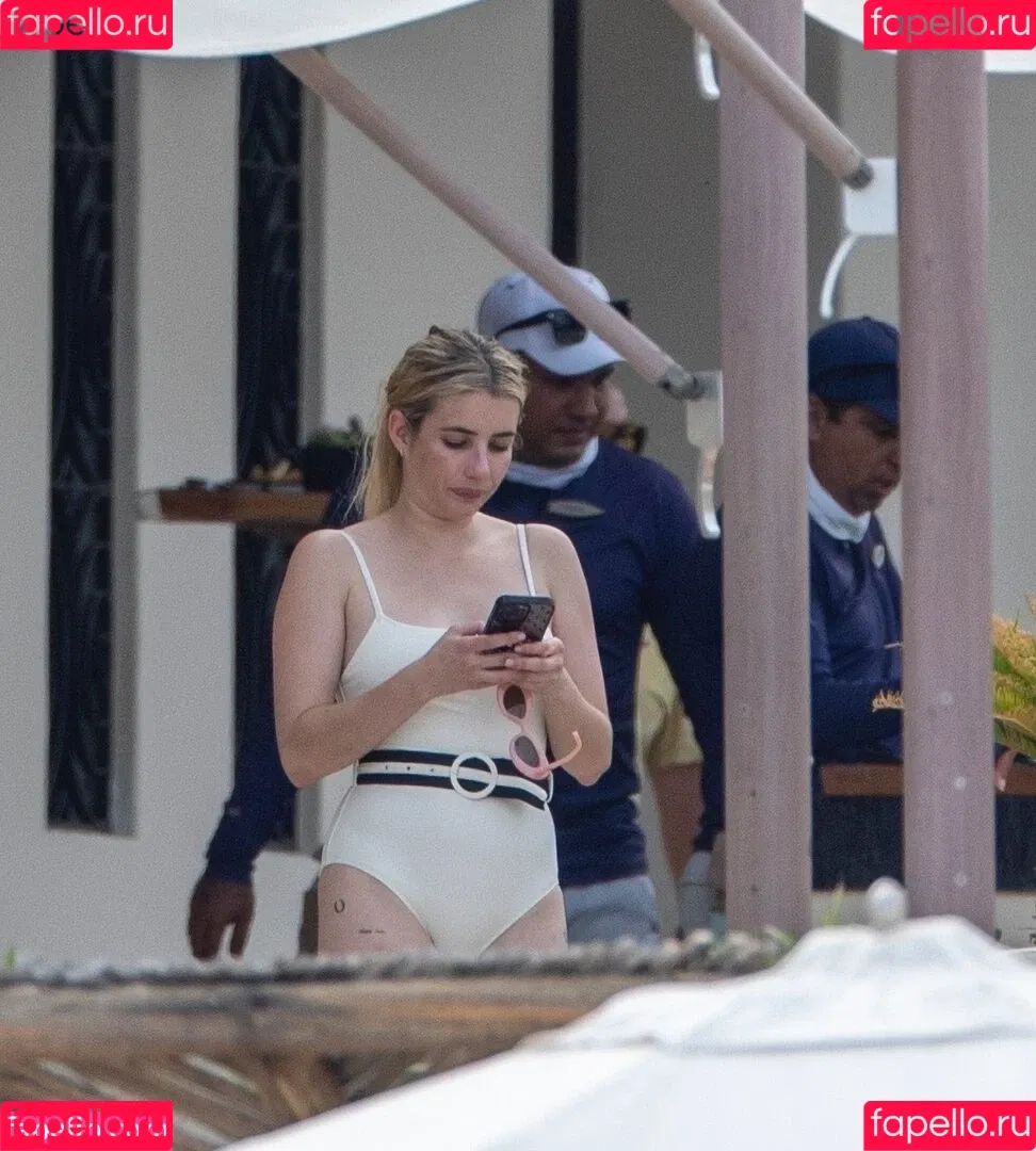 Emma Roberts / emmalee1996 / emmaroberts Onlyfans Photo Gallery 