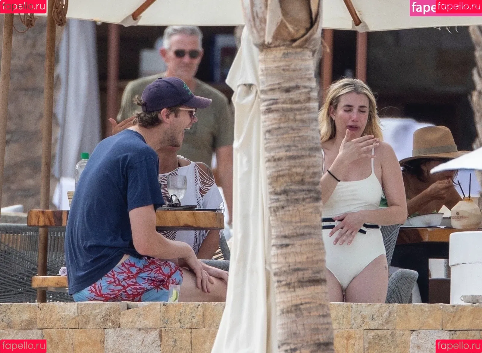 Emma Roberts / emmalee1996 / emmaroberts Onlyfans Photo Gallery 