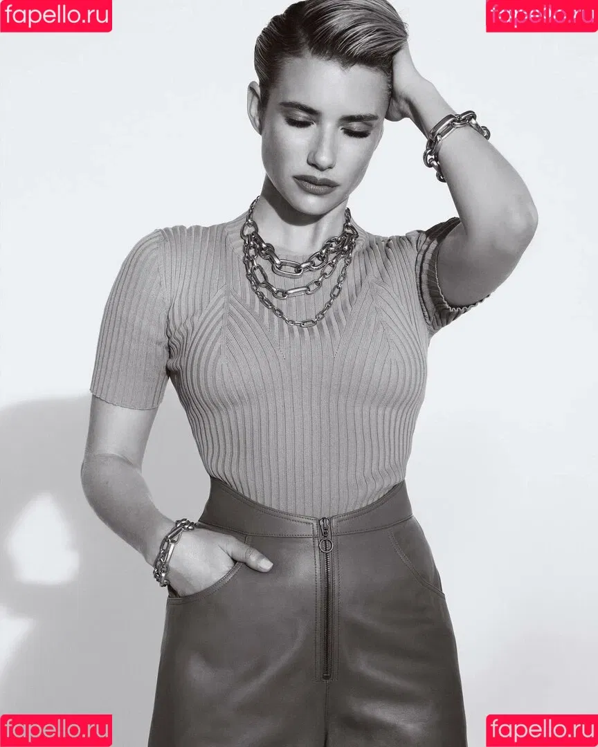 Emma Roberts / emmalee1996 / emmaroberts Onlyfans Photo Gallery 