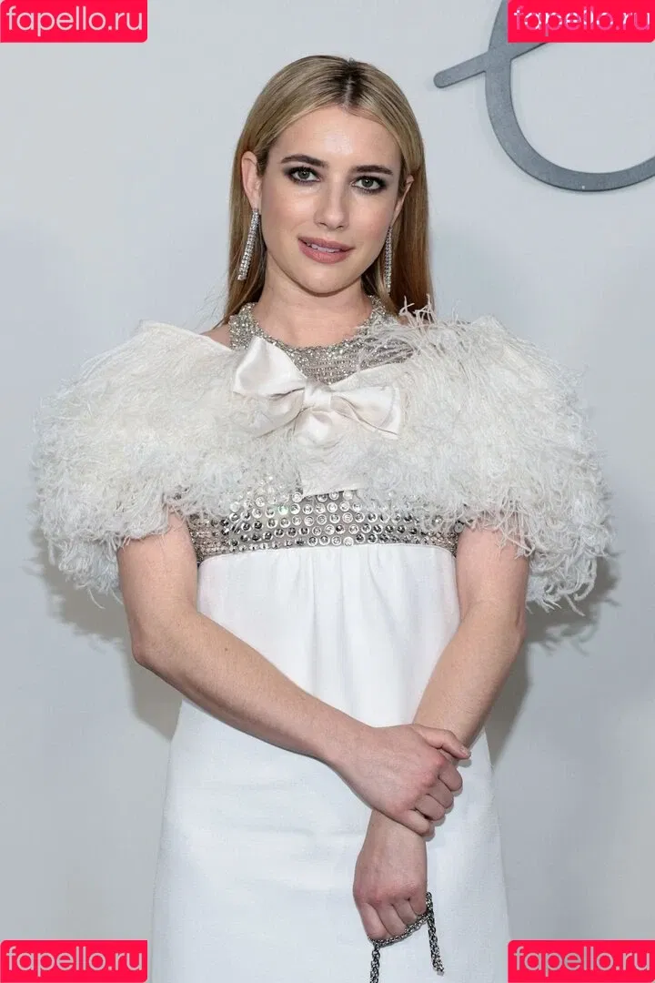 Emma Roberts / emmalee1996 / emmaroberts Onlyfans Photo Gallery 