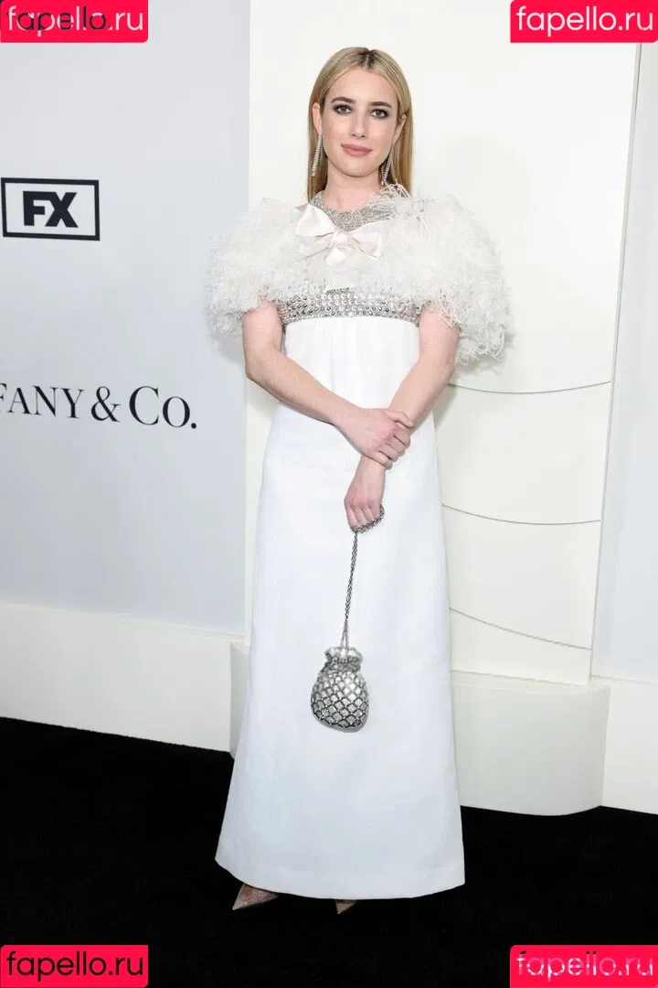 Emma Roberts / emmalee1996 / emmaroberts Onlyfans Photo Gallery 