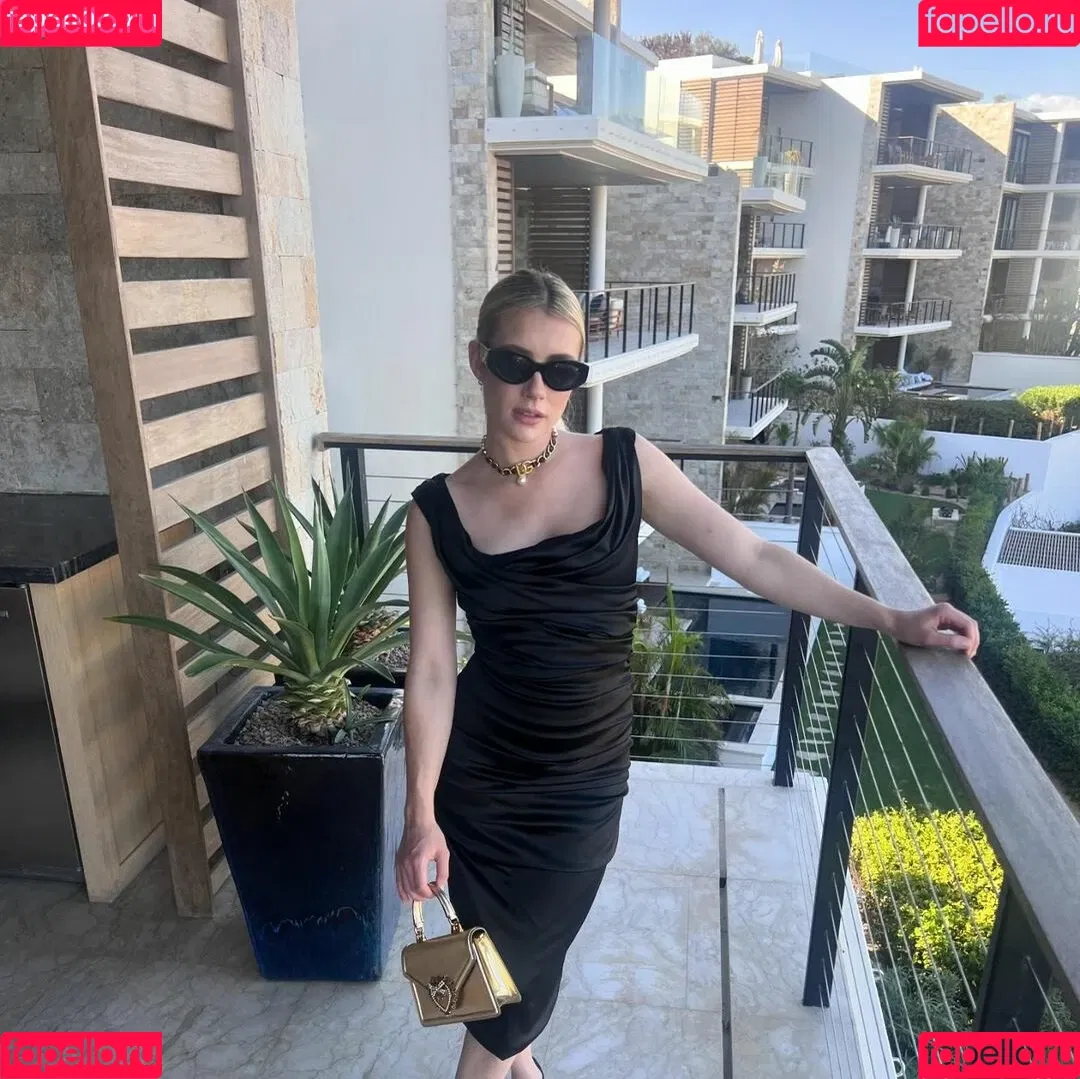 Emma Roberts / emmalee1996 / emmaroberts Onlyfans Photo Gallery 