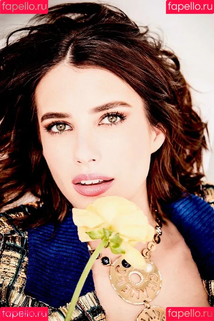 Emma Roberts / emmalee1996 / emmaroberts Onlyfans Photo Gallery 