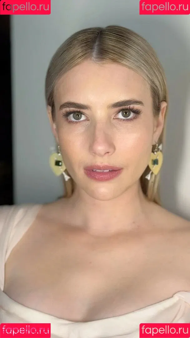 Emma Roberts / emmalee1996 / emmaroberts Onlyfans Photo Gallery 