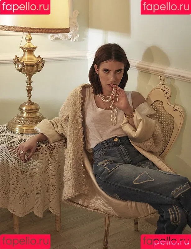 Emma Roberts / emmalee1996 / emmaroberts Onlyfans Photo Gallery 