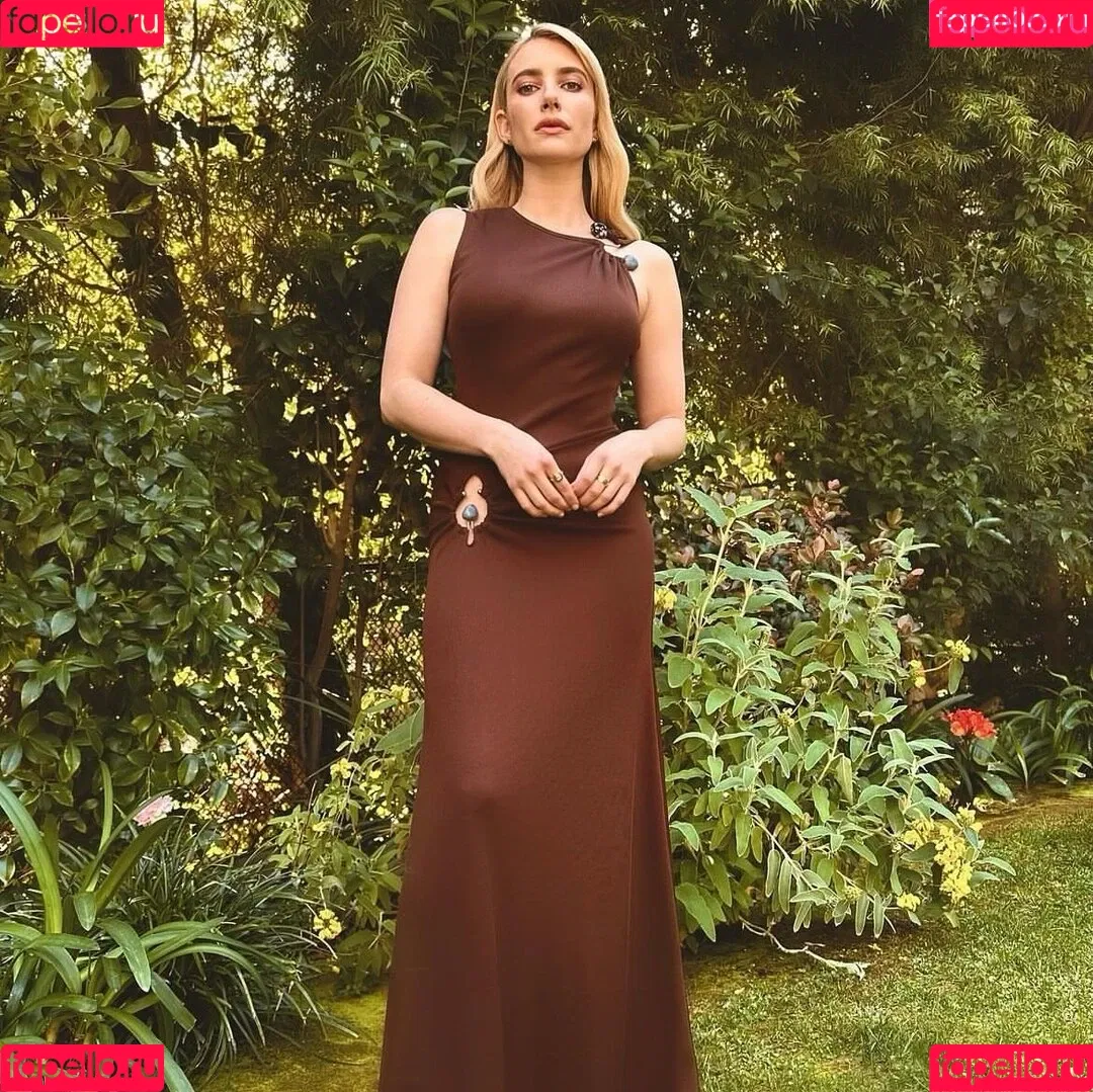 Emma Roberts / emmalee1996 / emmaroberts Onlyfans Photo Gallery 