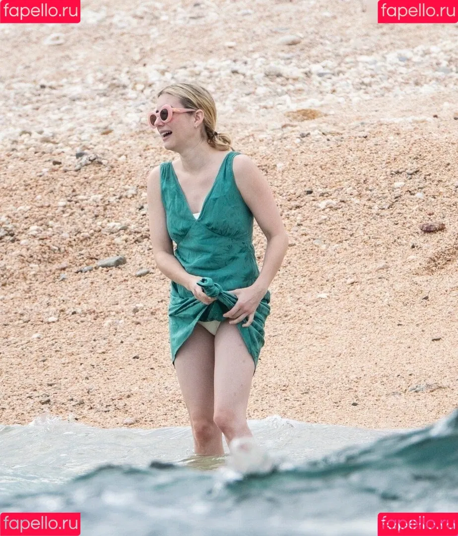 Emma Roberts / emmalee1996 / emmaroberts Onlyfans Photo Gallery 
