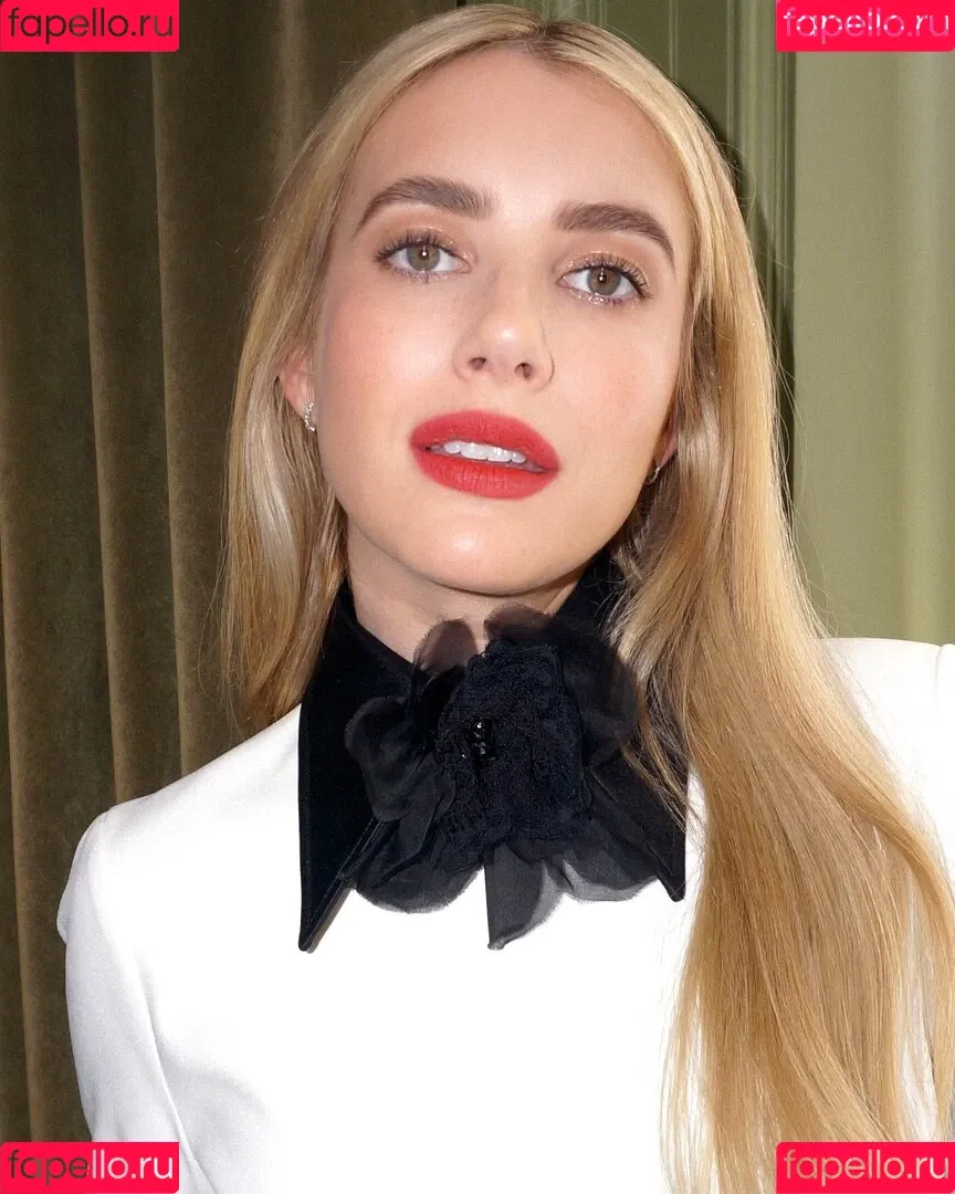 Emma Roberts / emmalee1996 / emmaroberts Onlyfans Photo Gallery 