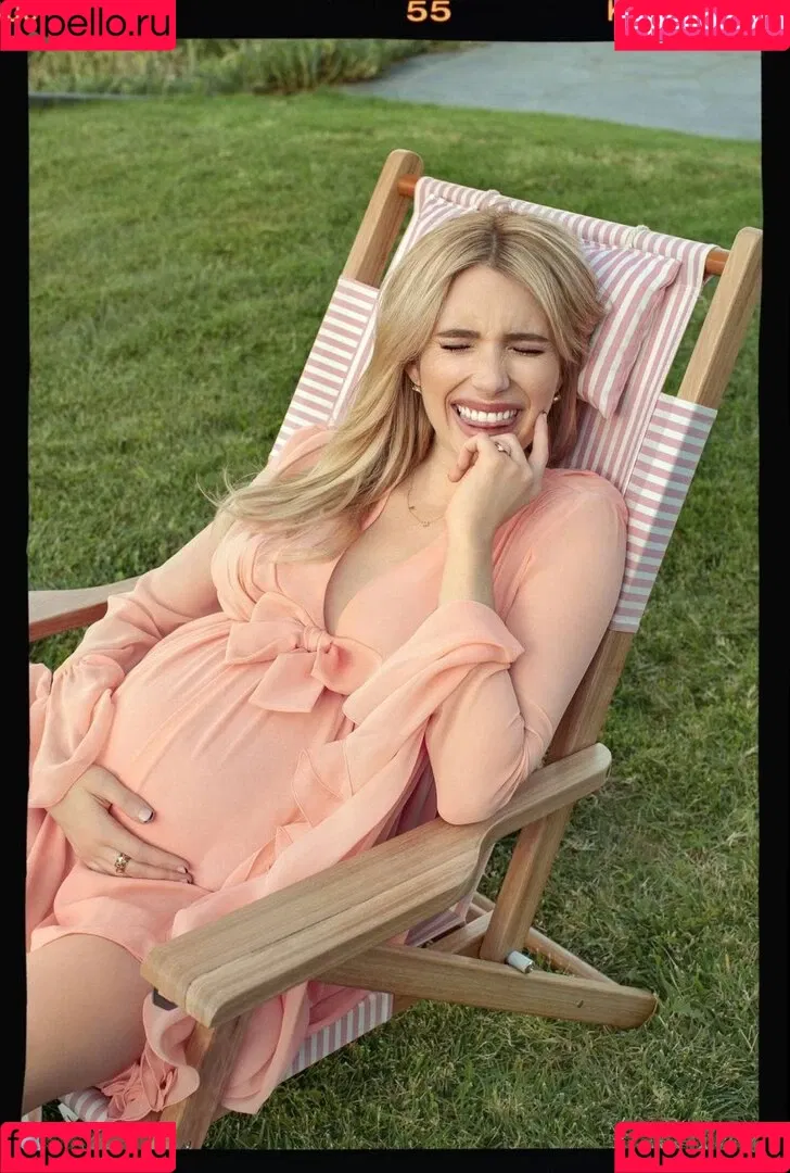 Emma Roberts / emmalee1996 / emmaroberts Onlyfans Photo Gallery 