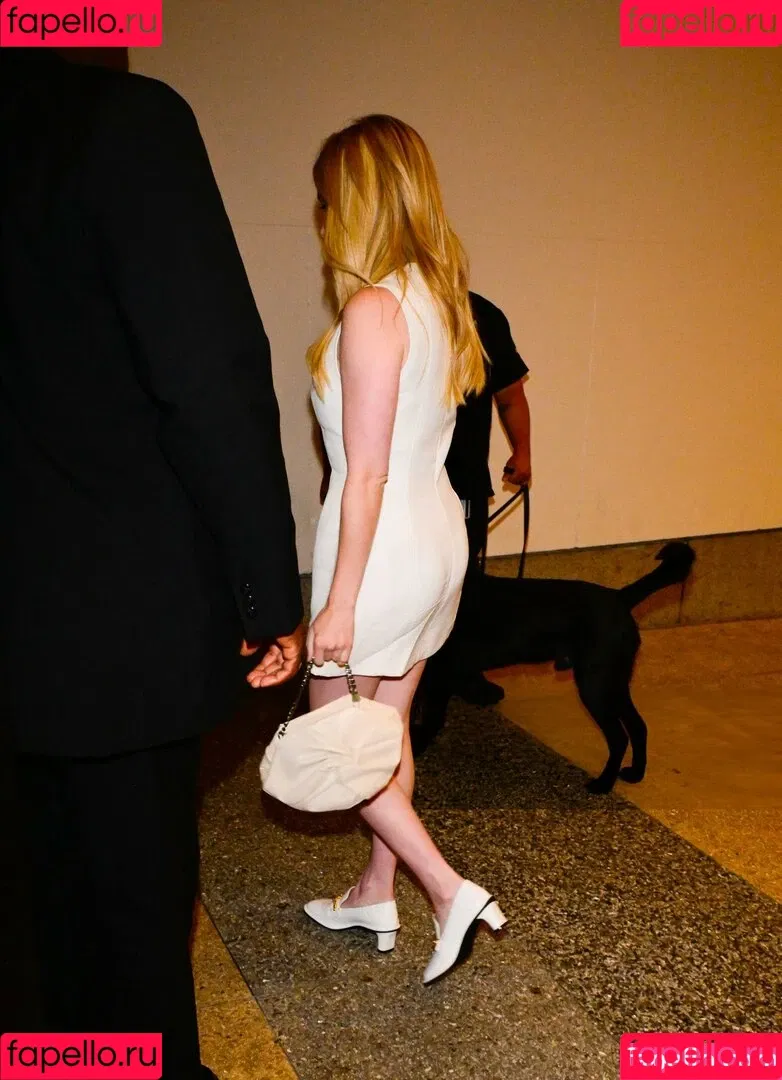 Emma Roberts / emmalee1996 / emmaroberts Onlyfans Photo Gallery 