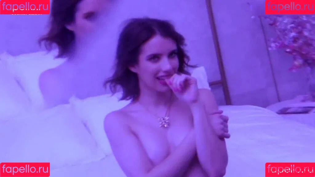 Emma Roberts / emmalee1996 / emmaroberts Onlyfans Photo Gallery 